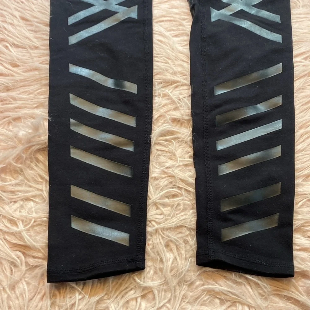 Alo Yoga Lineal Airbrush Stripe Black Leggings sz S